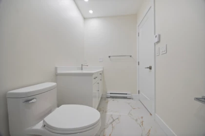 Mudroom Photo of 6174 W Greenside Drive, Surrey, BC