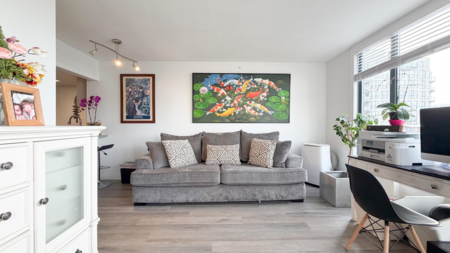 807 838 Agnes Street, New Westminster, BC, Downtown NW — 1 bed apartment/condo for sale