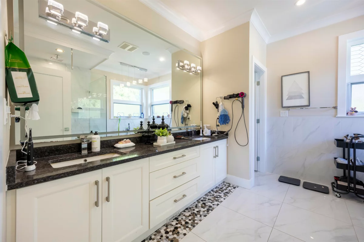 Mudroom Photo of 3056 Lazy A Street, Coquitlam, BC