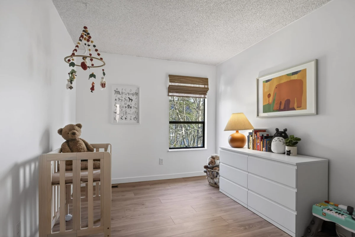 Laundry Room Photo of 526 Cardiff Way, Port Moody, BC