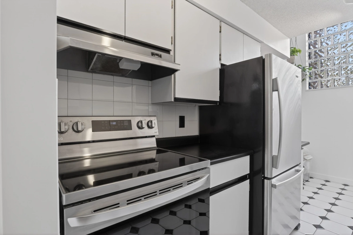 Office / Den Photo of 526 Cardiff Way, Port Moody, BC