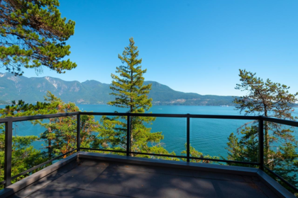 Office / Den Photo of 1505 Williams Road, Bowen Island, BC