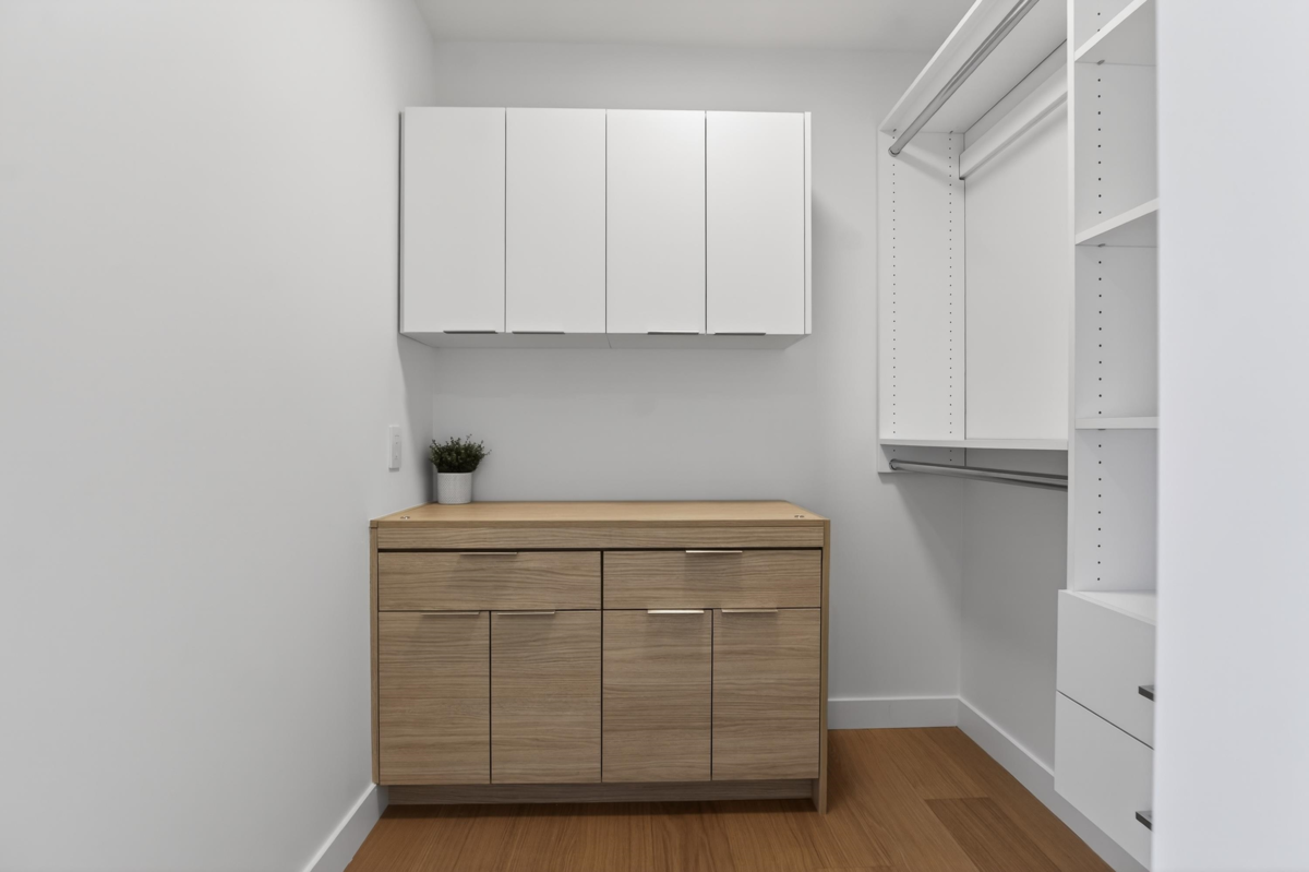 Backyard Photo of 406 6485 Manitoba Street, Vancouver, BC