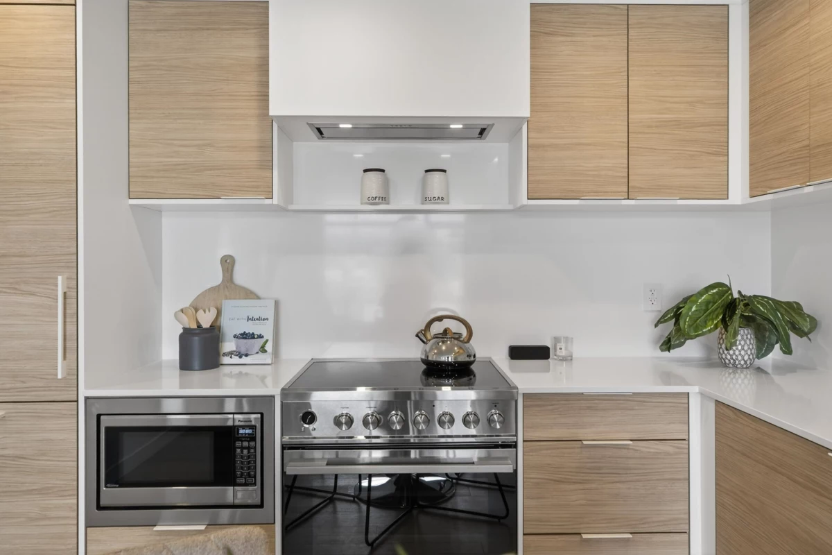 Breakfast Nook Photo of 406 6485 Manitoba Street, Vancouver, BC