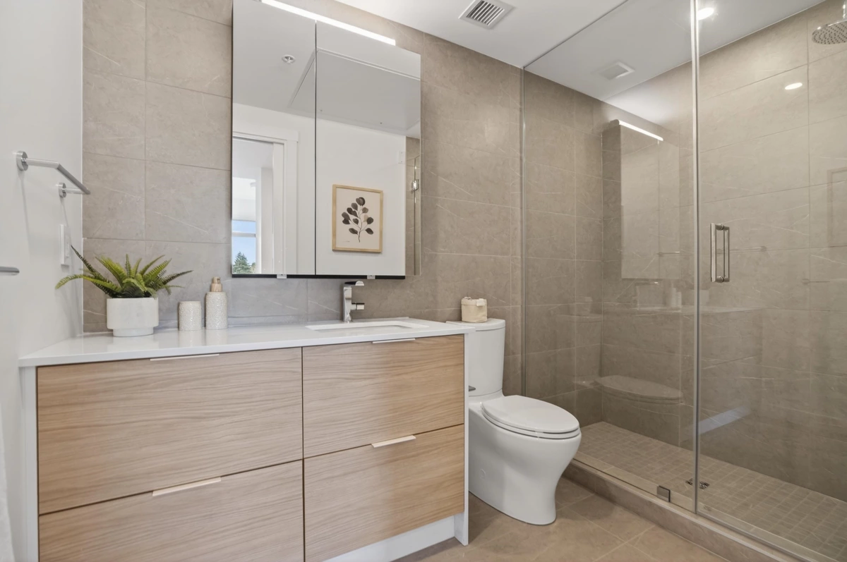 Hallway Photo of 406 6485 Manitoba Street, Vancouver, BC