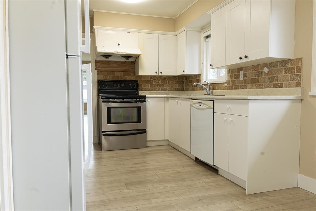 Primary Bathroom Photo of 7096 Barkley Drive, Delta, BC