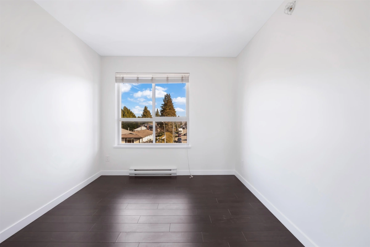 Mudroom Photo of 502 2191 Shaughnessy Street, Port Coquitlam, BC