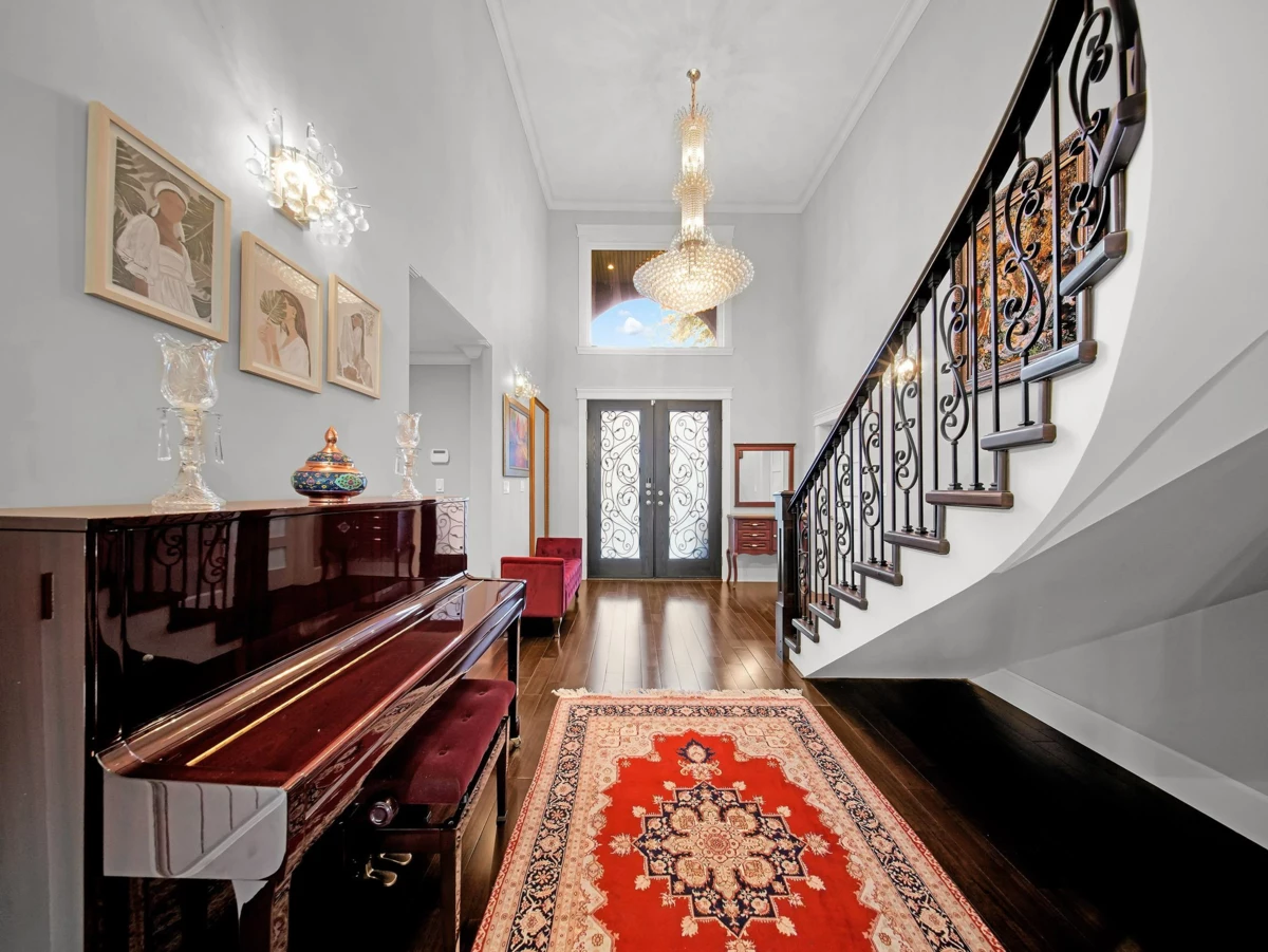 Basement Recreation Room Photo of 3263 Norwood Avenue, North Vancouver, BC