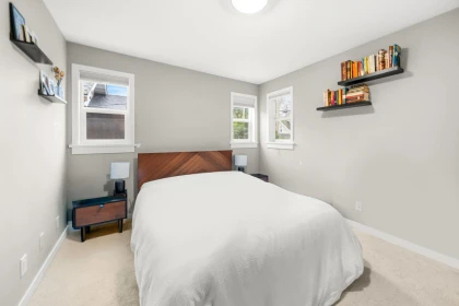 Guest Bathroom Photo of 203 930 W 16th Avenue, Vancouver, BC