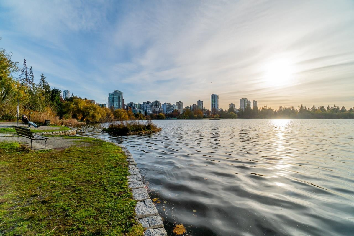 Backyard Photo of 303 1345 Burnaby Street, Vancouver, BC