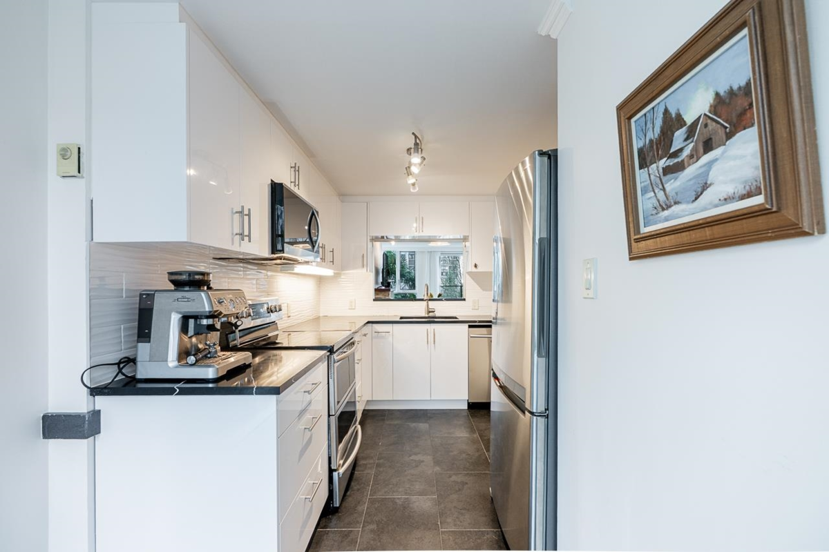 Bedroom 2 Photo of 303 1345 Burnaby Street, Vancouver, BC