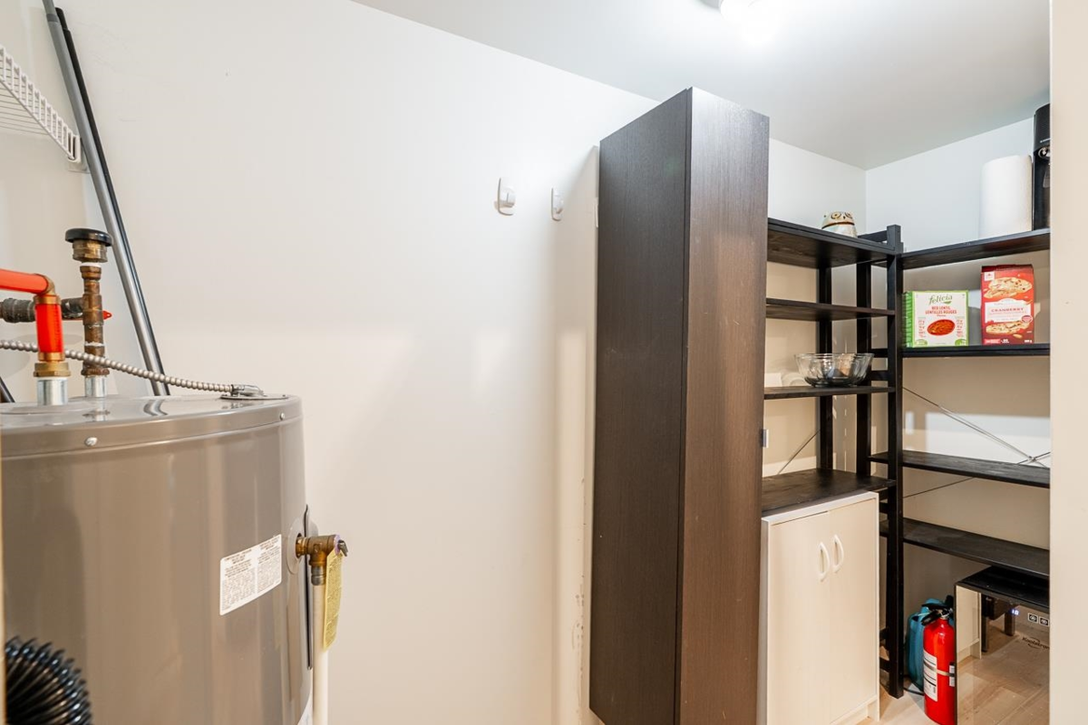Mudroom Photo of 303 1345 Burnaby Street, Vancouver, BC