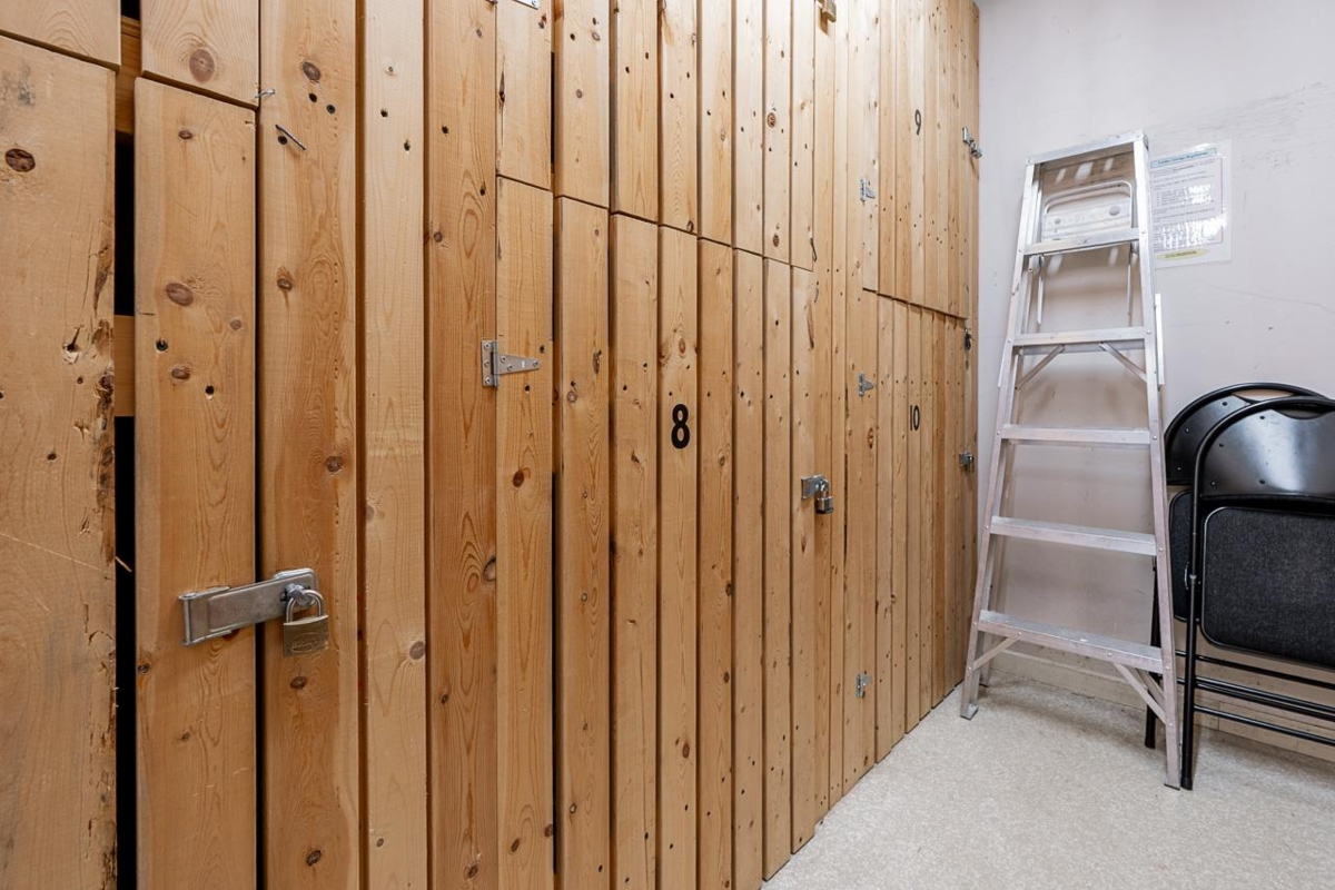 Outdoor Patio Photo of 303 1345 Burnaby Street, Vancouver, BC