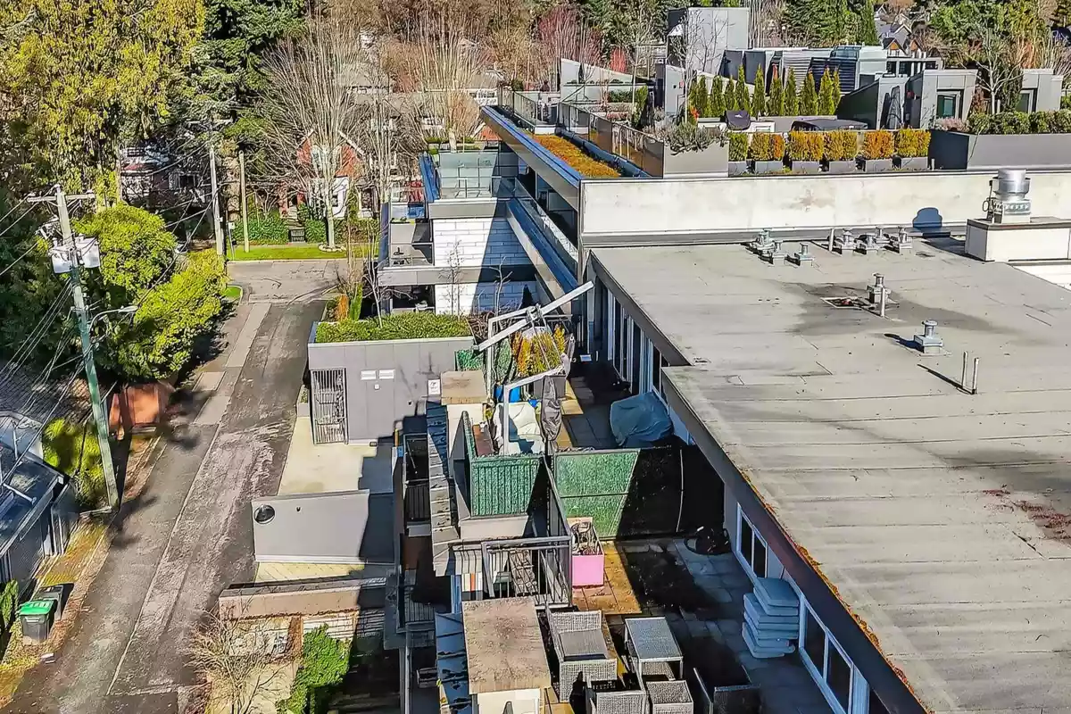 Outdoor Deck Photo of PH7 5555 Dunbar Street, Vancouver, BC