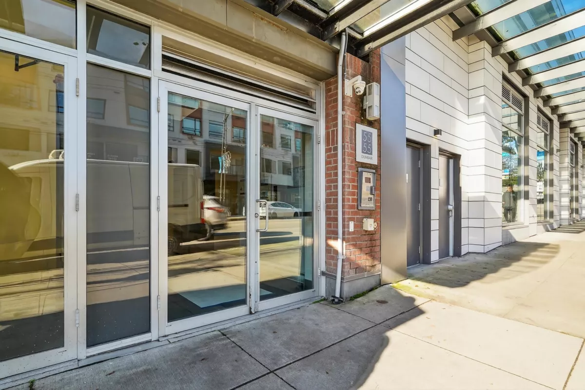 Swimming Pool Photo of PH7 5555 Dunbar Street, Vancouver, BC