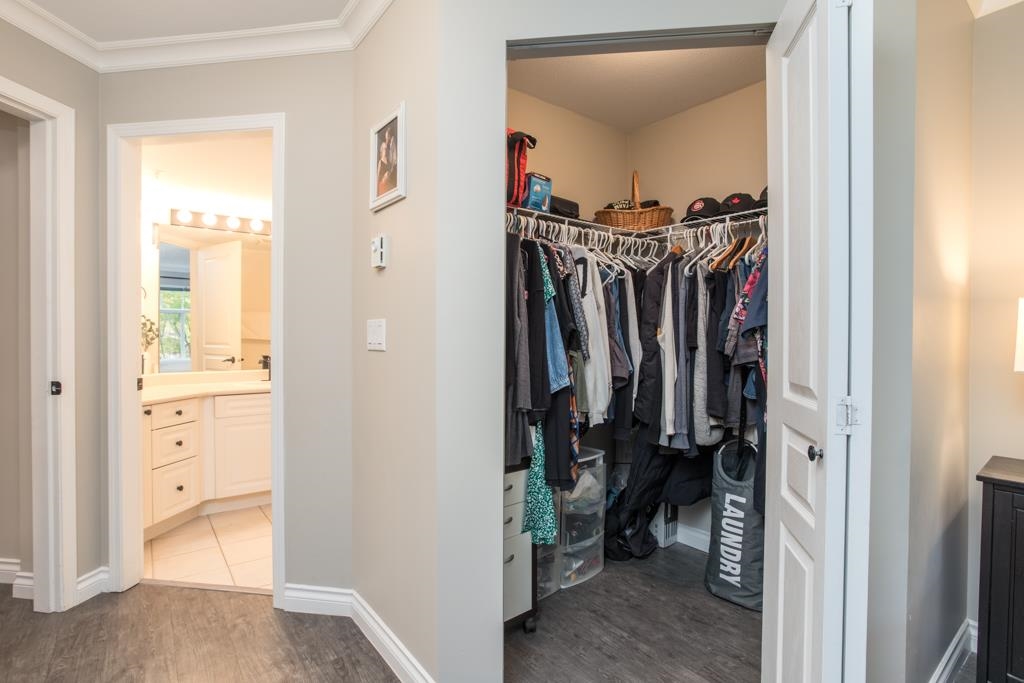 Bedroom 4 Photo of 212 4770 52a Street, Delta, BC