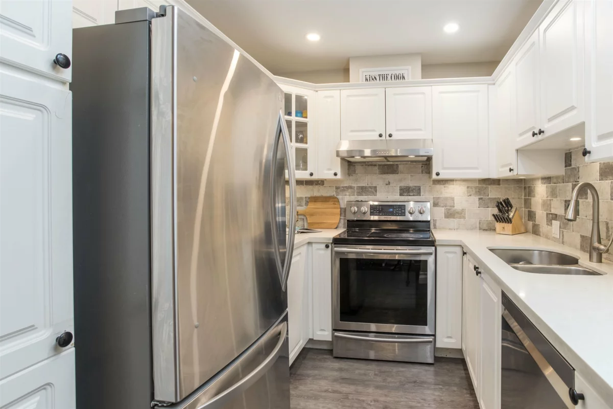 Kitchen Island Photo of 212 4770 52a Street, Delta, BC
