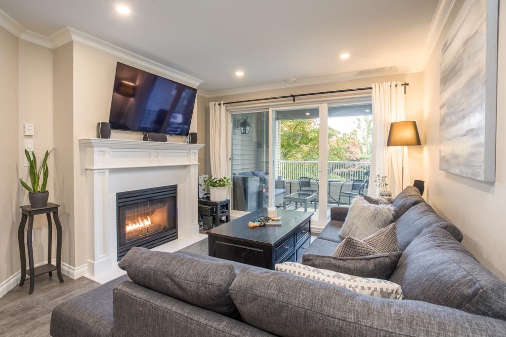 Living Room Photo of 212 4770 52a Street, Delta, BC