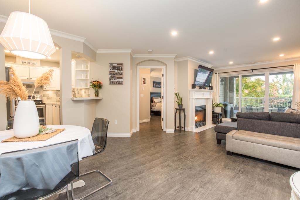 Walk-In Closet Photo of 212 4770 52a Street, Delta, BC