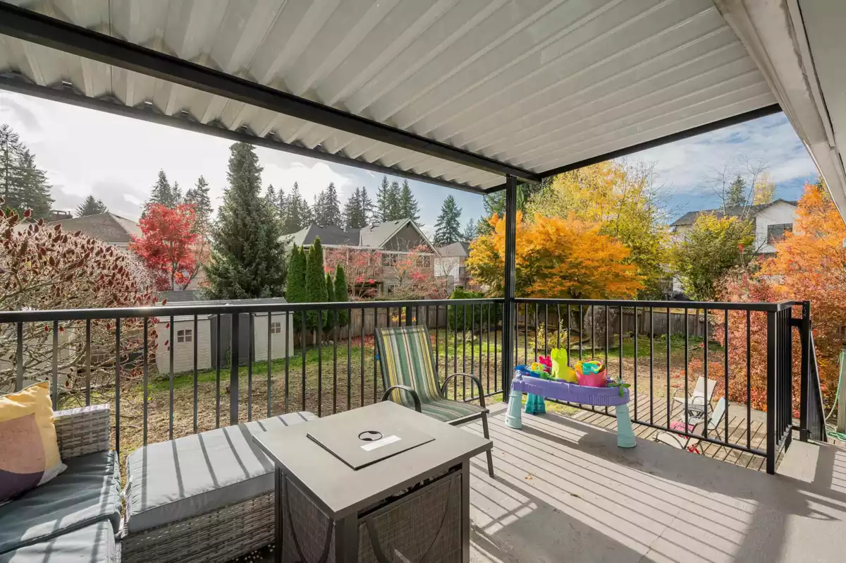 Guest Bathroom Photo of 20844 45a Avenue, Langley, BC