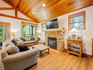 2314 Cayley Close, Whistler, BC, Whistler — Single Family Residence for sale