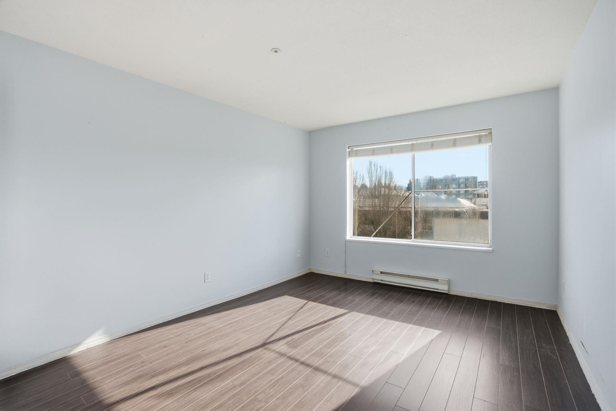 Office / Den Photo of 433 32830 George Ferguson Way, Abbotsford, BC