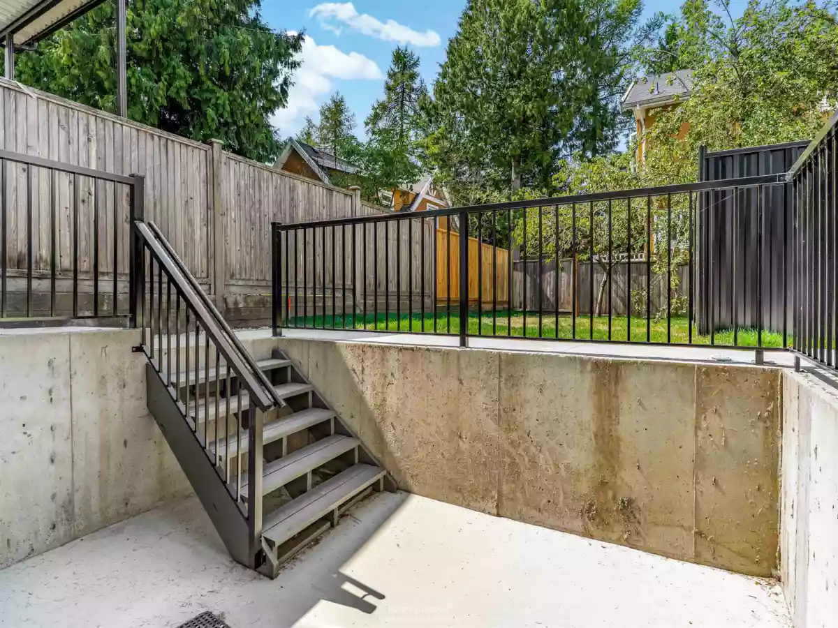 Hot Tub / Spa Photo of 2 5221 Clarendon Street, Vancouver, BC