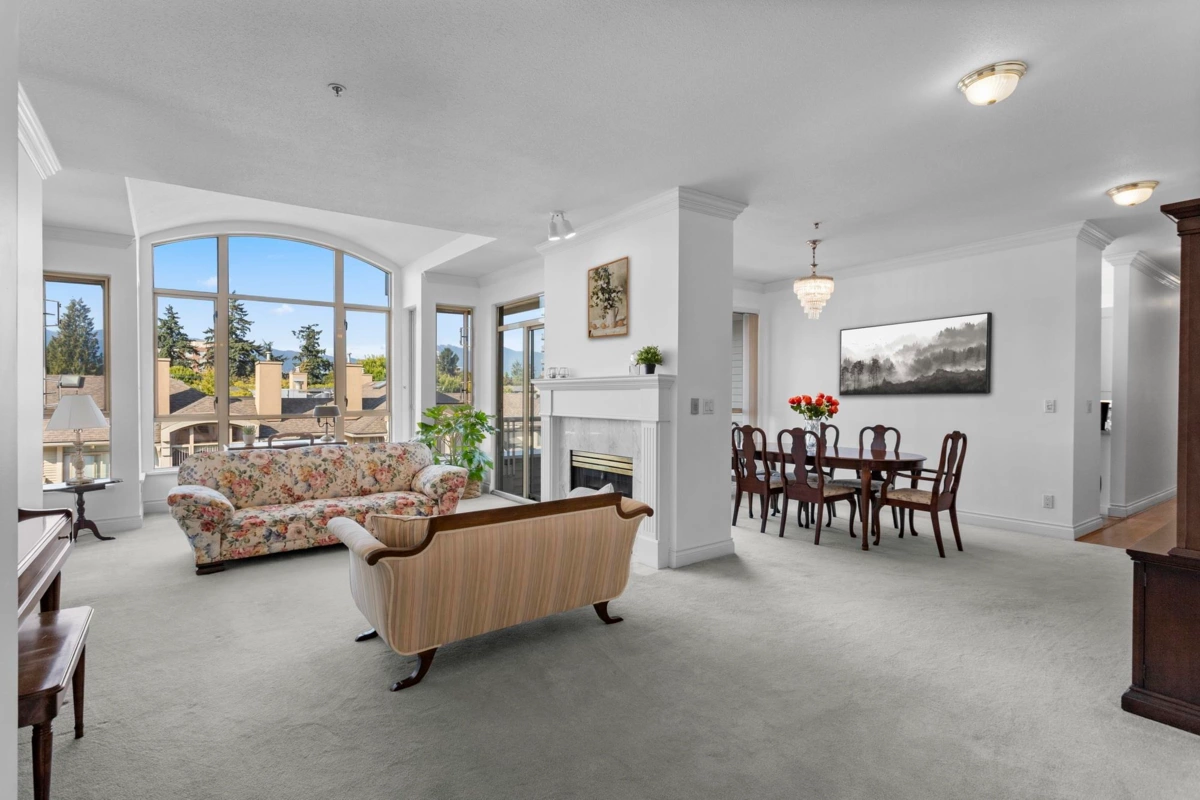 Family Room Photo of 405 3777 W 8th Avenue, Vancouver, BC