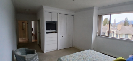 Walk-In Closet Photo of 405 3777 W 8th Avenue, Vancouver, BC