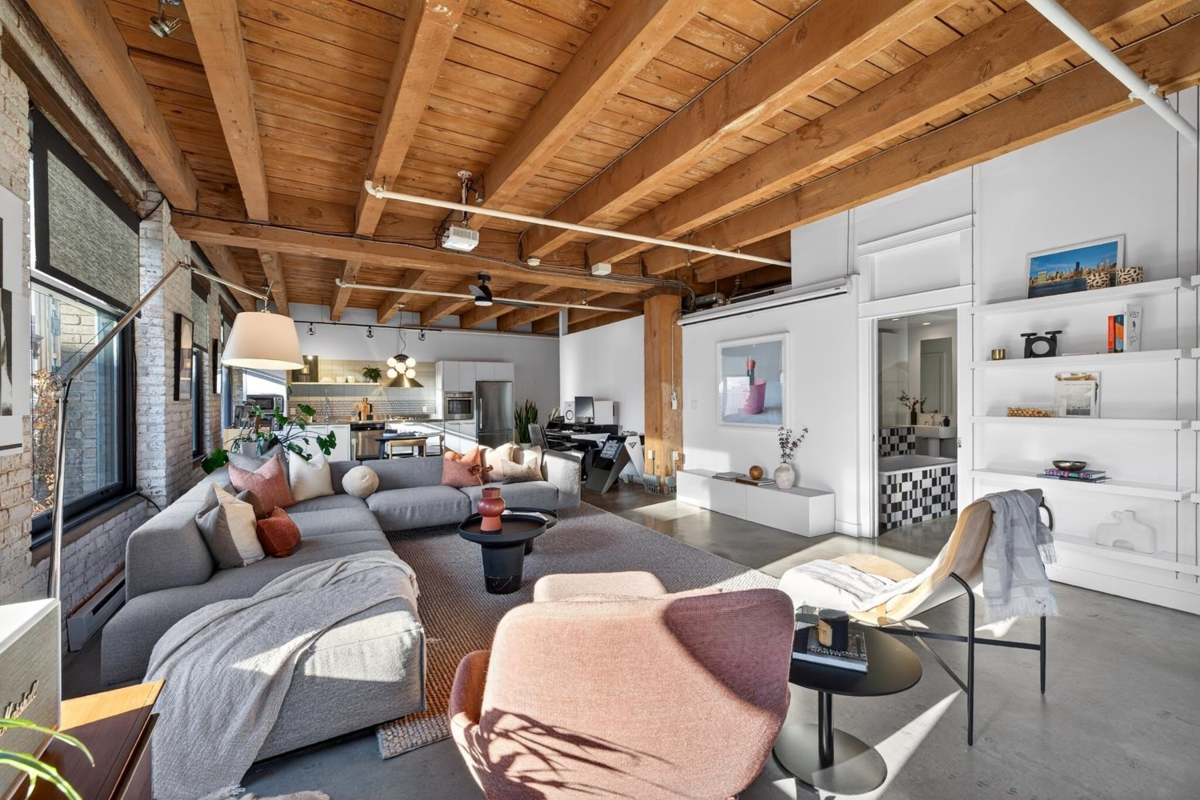 Breakfast Nook Photo of 55 E Cordova Street, Vancouver, BC