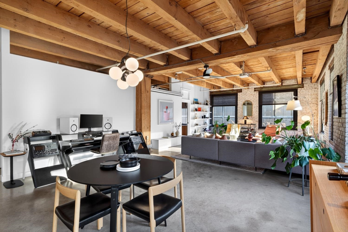 Office / Den Photo of 55 E Cordova Street, Vancouver, BC