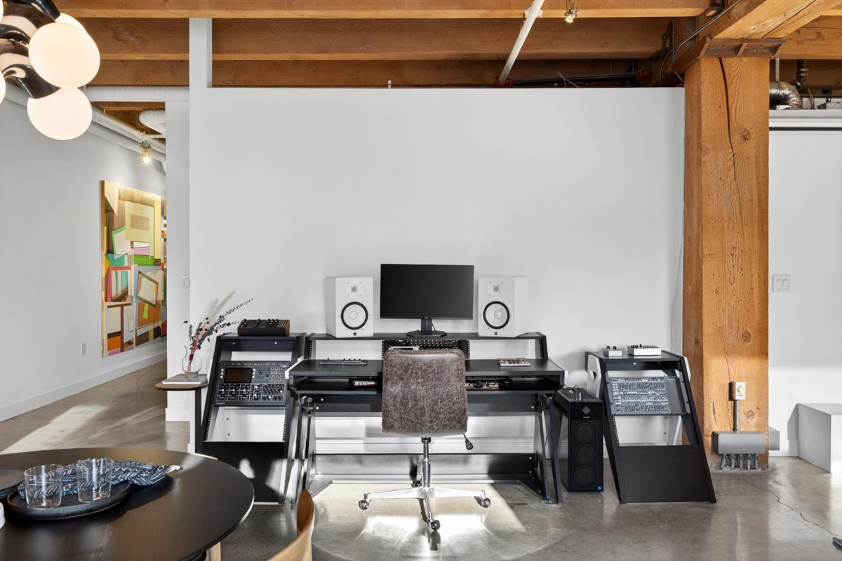 Powder Room Photo of 55 E Cordova Street, Vancouver, BC