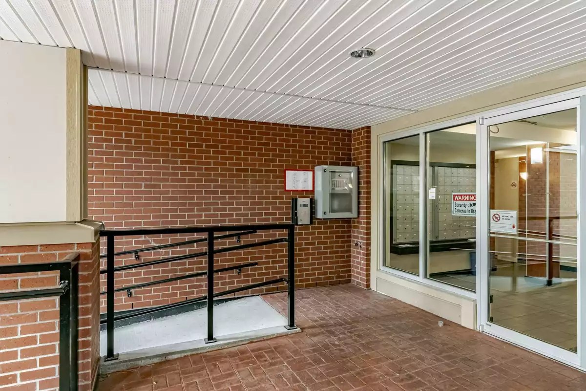Mudroom Photo of 313 10688 140 Street, Surrey, BC