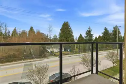 Breakfast Nook Photo of 313 10688 140 Street, Surrey, BC