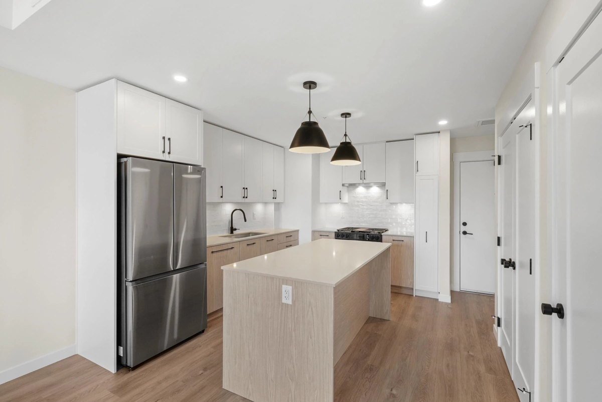 Living Room Photo of 505 27218 Aldergrove Town Centre Drive, Langley, BC