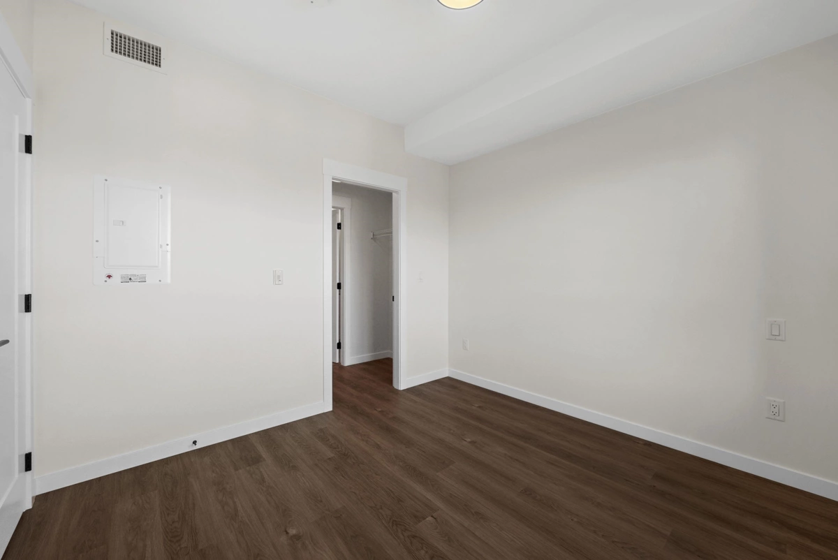 Walk-In Closet Photo of 505 27218 Aldergrove Town Centre Drive, Langley, BC