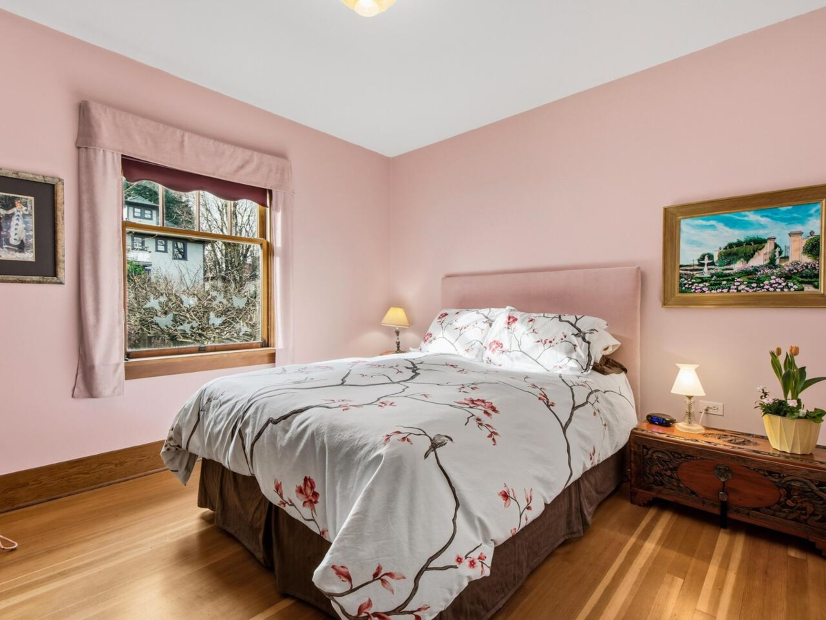 Primary Bathroom Photo of 2076 Turner Street, Vancouver, BC