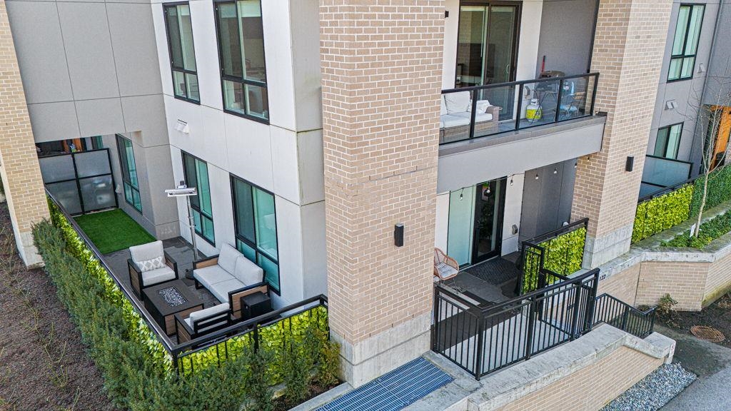 Hallway Photo of 122 55 Klahanie Drive, Port Moody, BC