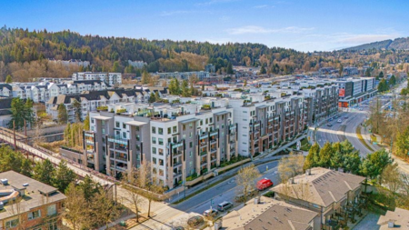 122 55 Klahanie Drive, Port Moody, BC, Port Moody Centre — 2 bed apartment/condo for sale