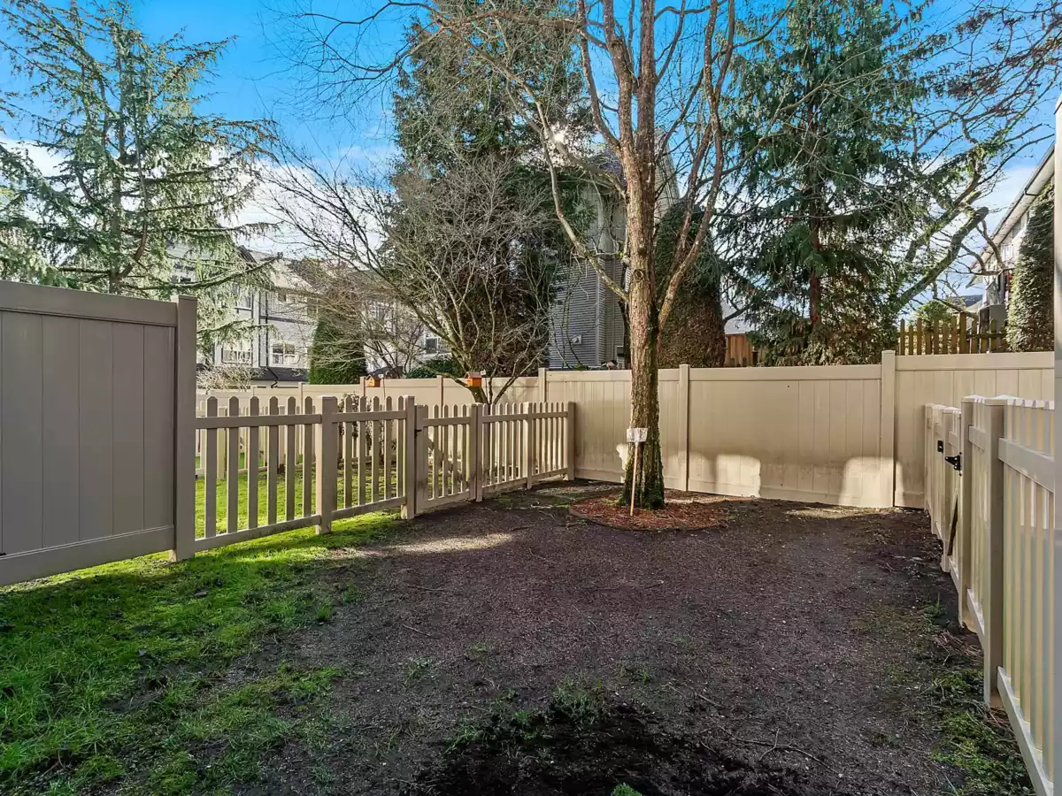 Hallway Photo of 12 8775 161 Street, Surrey, BC