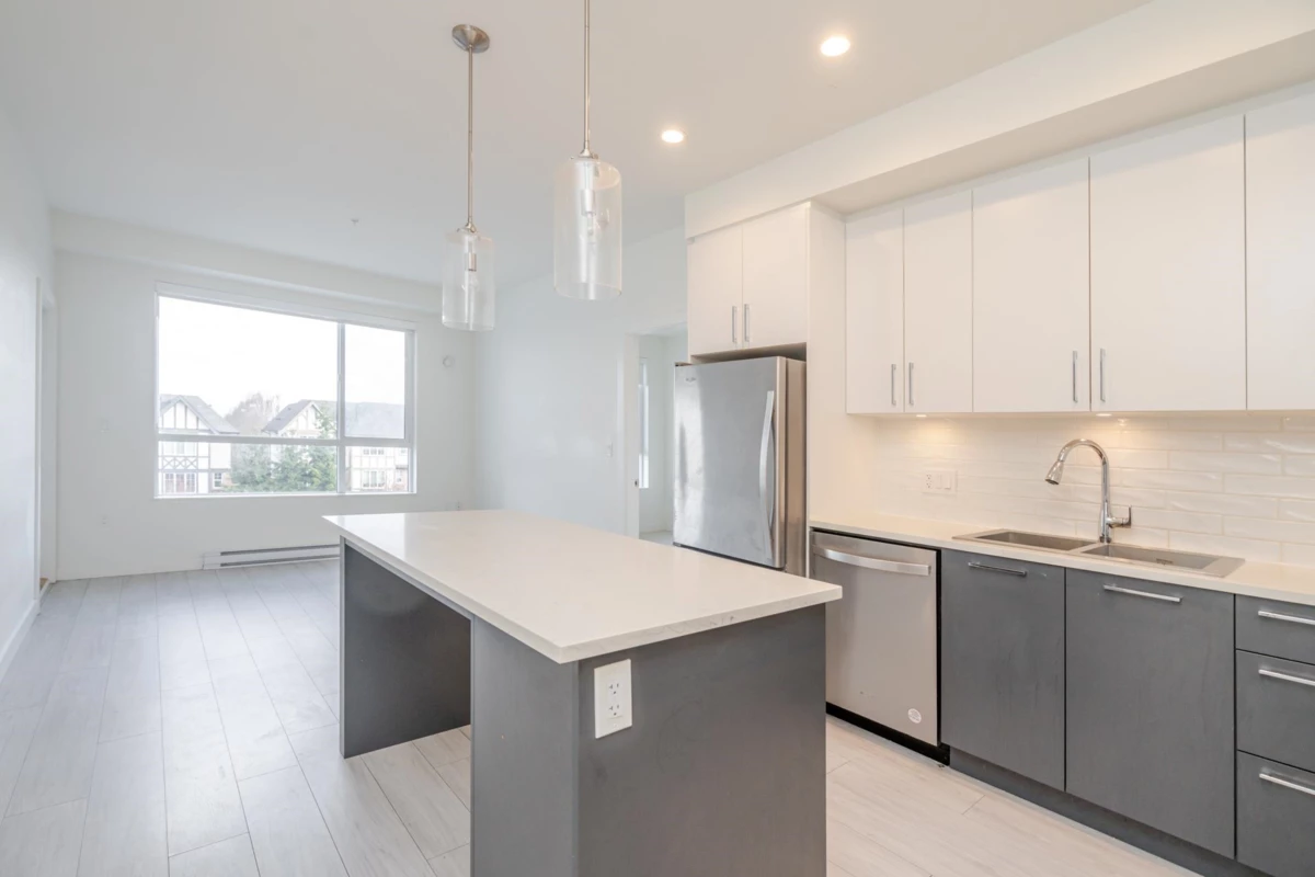 Dining Area Photo of B317 20834 80 Avenue, Langley, BC