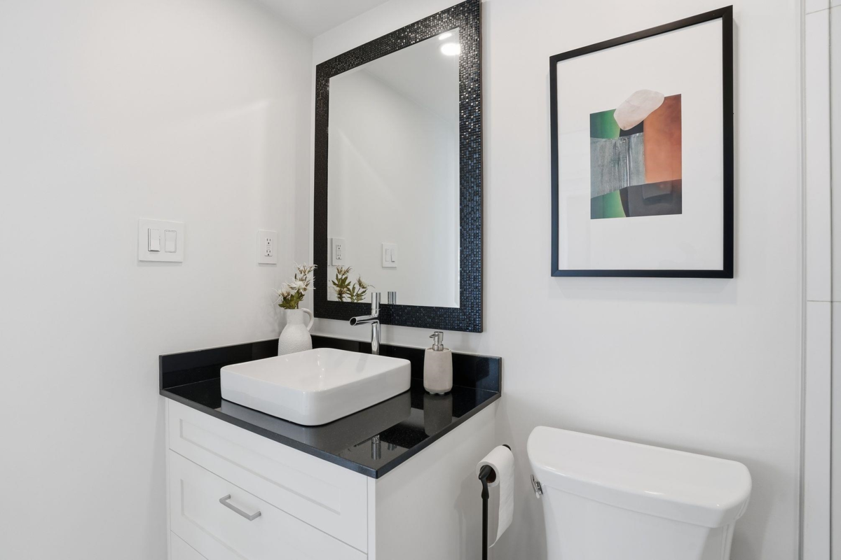 Hallway Photo of 3206 1495 Richards Street, Vancouver, BC