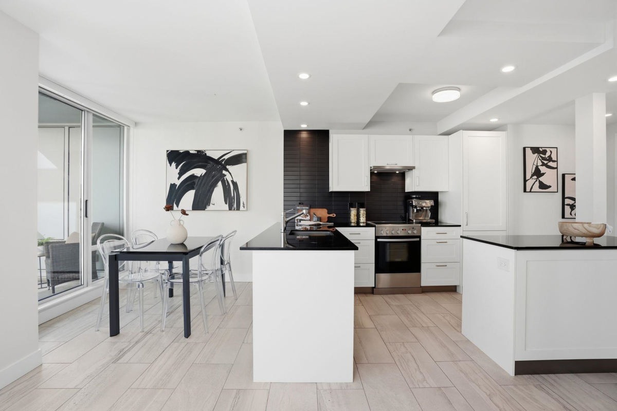 Living Room Photo of 3206 1495 Richards Street, Vancouver, BC