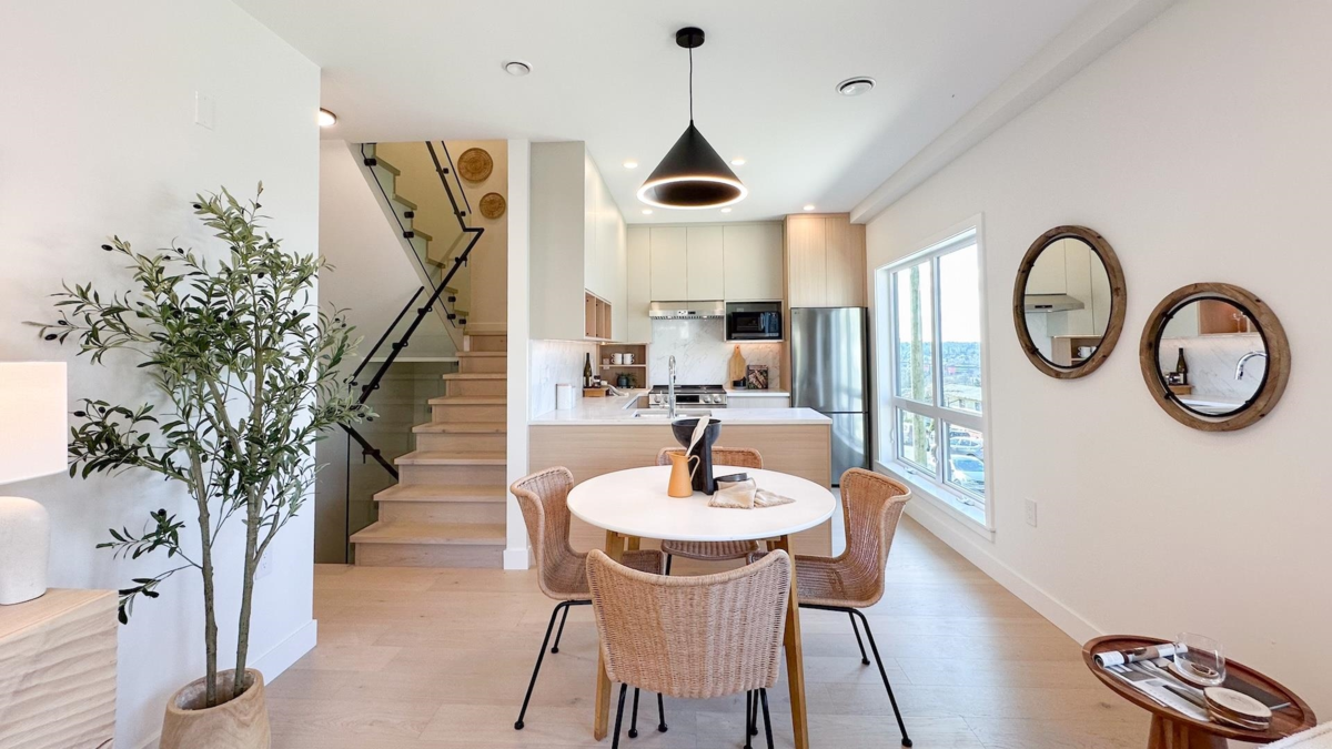 Breakfast Nook Photo of 1 3800 Pender Street, Burnaby, BC