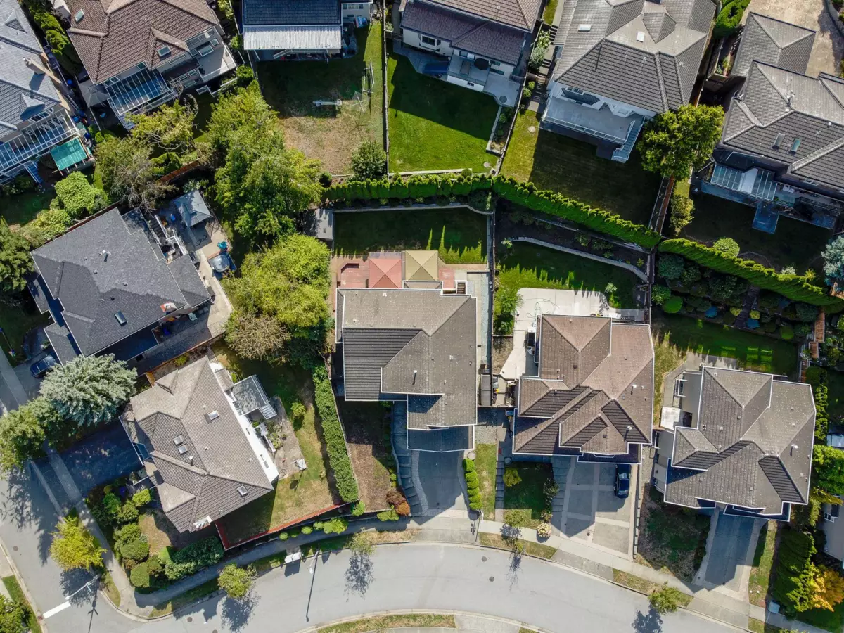 Living Room Photo of 9160 Mona Avenue, Burnaby, BC