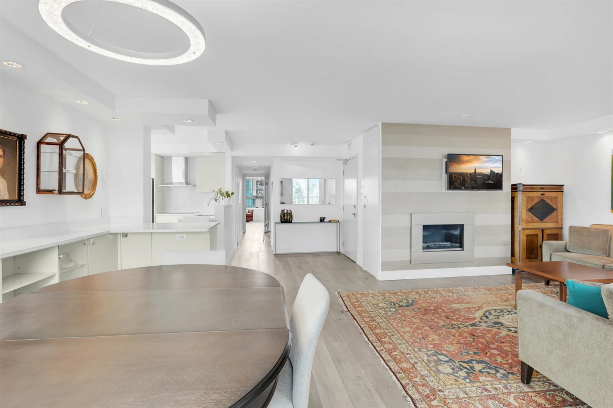 Family Room Photo of 1002 1566 W 13th Avenue, Vancouver, BC