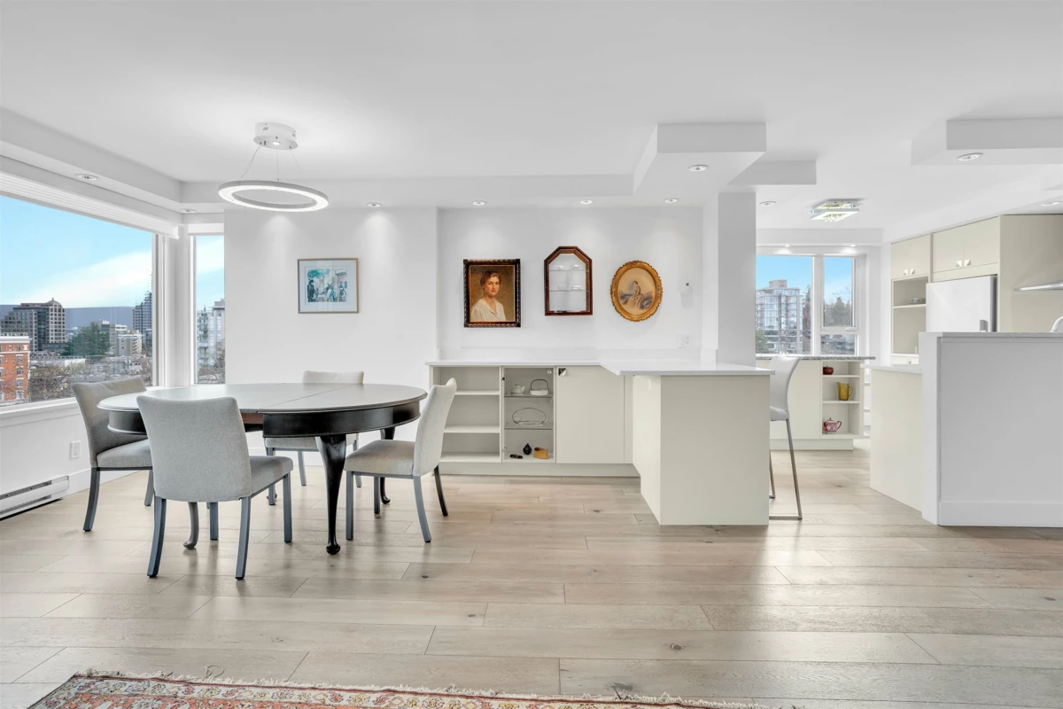 Living Room Photo of 1002 1566 W 13th Avenue, Vancouver, BC