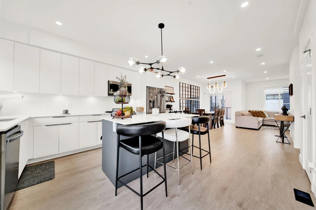 Dining Area Photo of 30 6138 128 Street, Surrey, BC