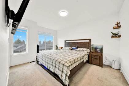 Bedroom 3 Photo of 30 6138 128 Street, Surrey, BC