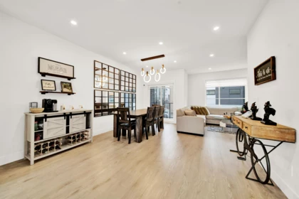 Kitchen Island Photo of 30 6138 128 Street, Surrey, BC